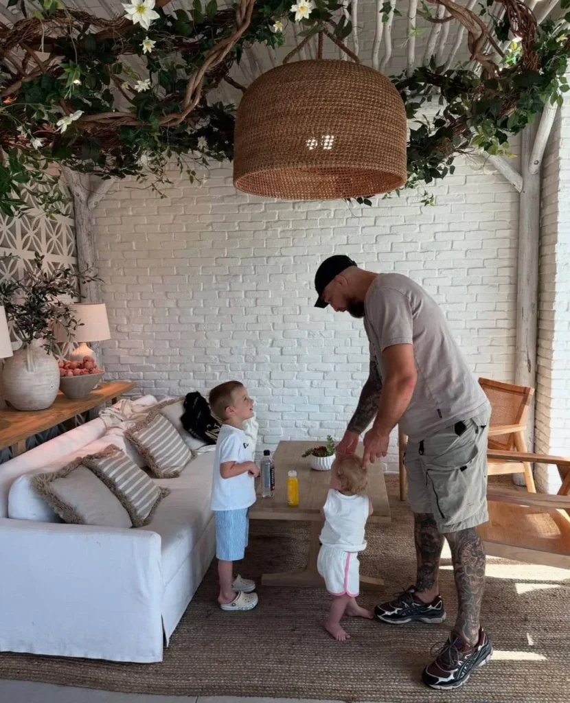 Ярослав Амосов діти