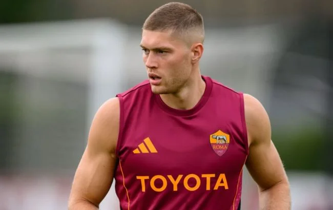 Артем Довбик