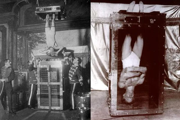 Китайська водяна тортурна клітка