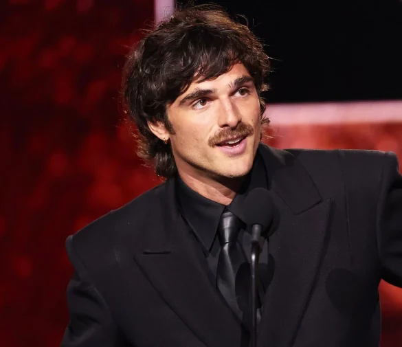 Джейкоб Елорді